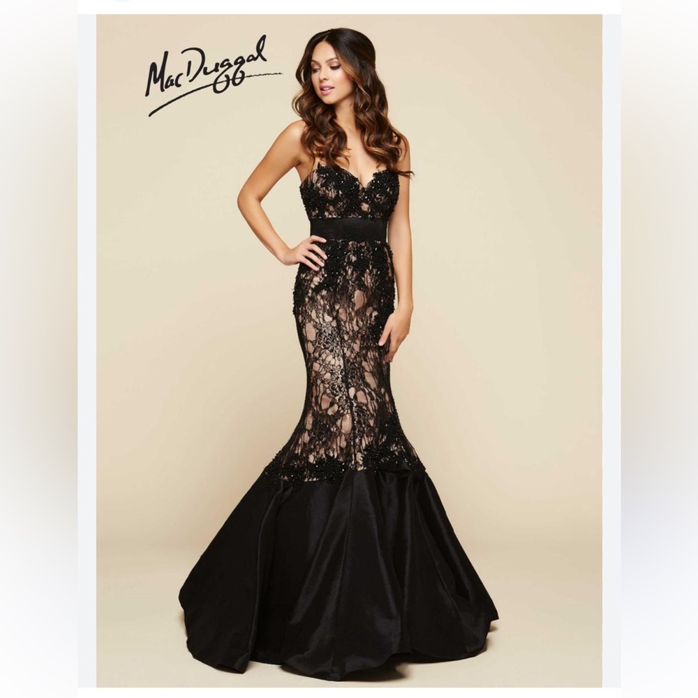 Elegant Black and Nude Lace Mac Duggal Dress
